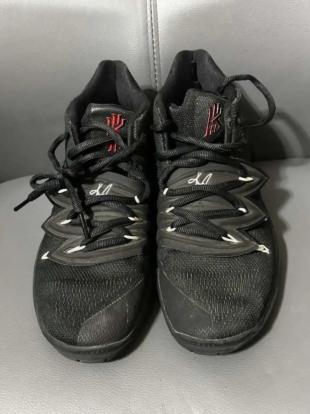 Nike Kyrie 5GS Black White University Red Basketball Shoes AQ2456-016 Youth 6.5Y